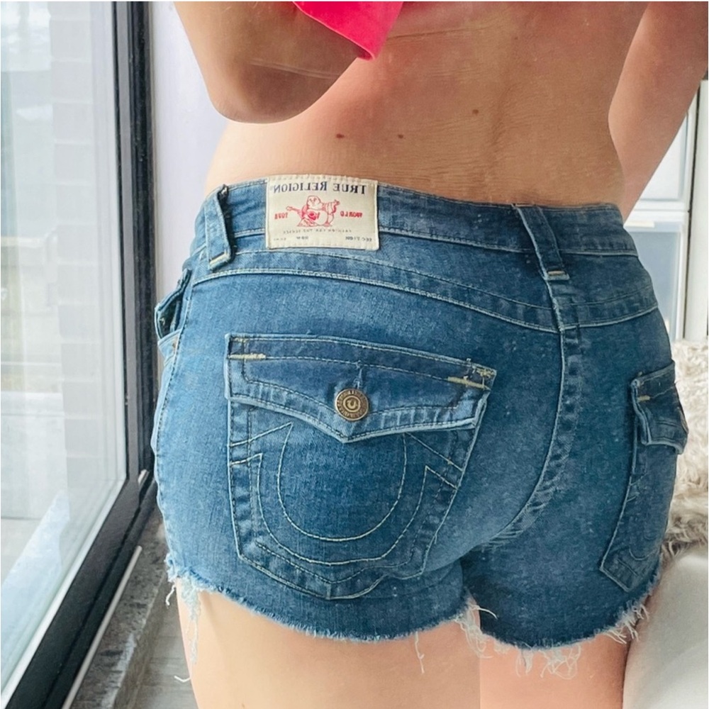 True Religion Jean Shorts Flap Cutoff Size 26